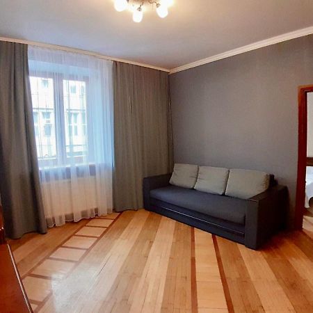 Apartment Hnatuka Center Lemberg Exterior foto