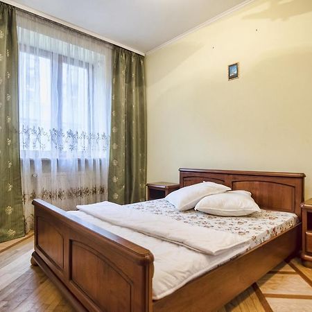 Apartment Hnatuka Center Lemberg Exterior foto